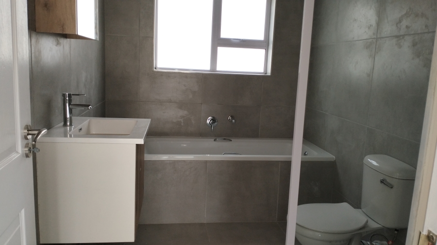To Let 2 Bedroom Property for Rent in Paradise Beach Eastern Cape